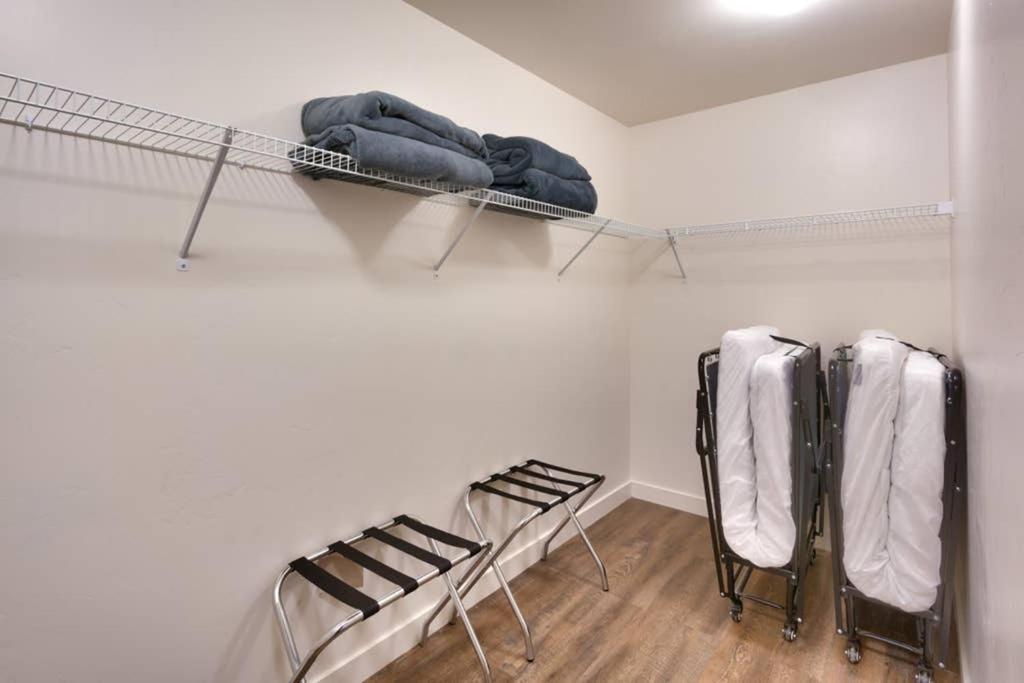 5J Top Floor Redcliff Condo, Pool & Hot Tub Moab Bagian luar foto